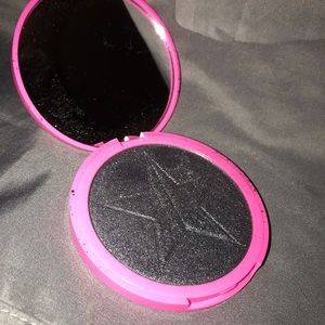 🖤🌷JeffreeStar Cosmetics Onyx Ice Highlighter🌷🖤